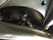 Load image into Gallery viewer, Chase Bays BMW 3 Series E30 (82-91) Front to Rear Brake Lines &amp; Rear Hard Line Delete Alternate Image