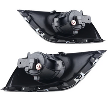 Load image into Gallery viewer, Winjet Fog Lights for Nissan Versa (2015-2018) Clear Lens with Wiring Kit CFWJ-0454-C Alternate Image
