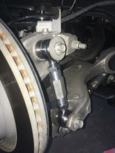 Load image into Gallery viewer, Voodoo13 Vertical Links Ford Mustang S550 (2015-2020) Rear Adjustable Alternate Image