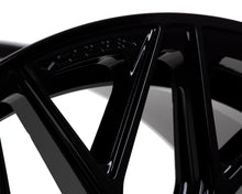 Load image into Gallery viewer, Vossen HF6-3 Wheels (22x9.5 / 6x135 / +20 Offset / Deep Face / 87.1) Black/ Gunmetal/ Silver Polished Finish - Brushed Gloss Alternate Image