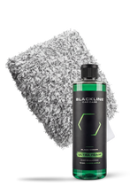Load image into Gallery viewer, Best Microfiber Wash Mitt for Cars, Trucks &amp; SUVs | BLACKLINE® - Bundle Alternate Image