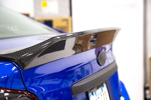 OLM Duckbill Spoiler Subaru WRX / WRX STI (15-20) Single Point Carbon Fiber