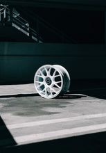 Load image into Gallery viewer, fifteen52 Vertex 18x8.5 Wheels Frosted Graphite or Rally White Alternate Image