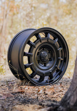 Load image into Gallery viewer, fifteen52 Bundt SV Wheels 17x8 | 6x130 , +40 | Asphalt Black or Magnesium Grey - Asphalt Black Alternate Image