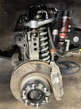 Load image into Gallery viewer, Freedom Offroad Upper Control Arms for Toyota Tundra 1st Gen (00-06) Uniball 2-4in Lift Alternate Image