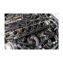 Load image into Gallery viewer, Radium Engineering Fuel Hanger Plumbing Kit Toyota Supra MK5 (2020-2021) Microglass or Stainless Filters Alternate Image