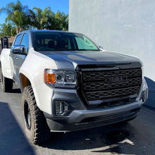 Load image into Gallery viewer, Spec-D Grill GMC Canyon (2021-2022) Denali Style Front Upper - Gloss Black Alternate Image