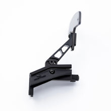Load image into Gallery viewer, JQ Werks Madtrace Clubsport Magnetic Paddle Shifters for Porsche 991 / 982 / 992 / 971 / 958 / 95B / PO536 Carbon Fiber / Black or Gunmetal Aluminum Alternate Image