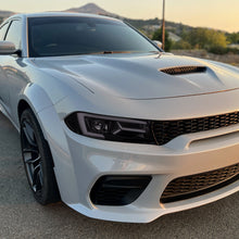 Load image into Gallery viewer, Spec-D Projector Headlights Dodge Charger (2015-2022) Sequential LED Turn Signal - Black or Chrome Alternate Image