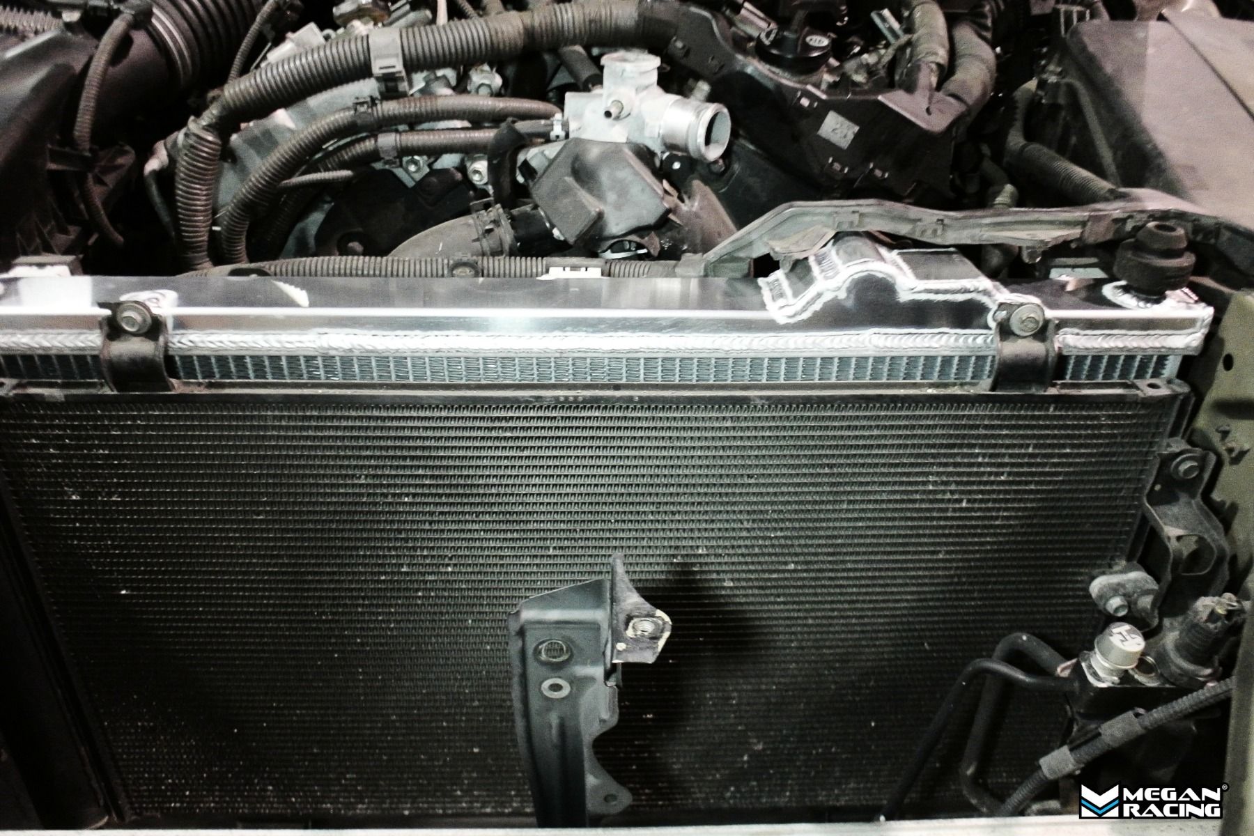 Lexus Radiator Adapter Megan Racing Radiator Lexus IS250/IS350 (2006-2013) 36mm Performance A