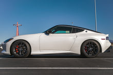 Load image into Gallery viewer, Swift Spec-R Lowering Springs Nissan Z RZ34 (2023-2024) 4N915R Alternate Image