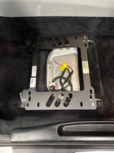 Load image into Gallery viewer, Planted Seat Brackets Porsche Boxster 986 987 / 911 996 997 991 / Cayman 987 (1998-2013) Driver / Passenger Side - Driver Alternate Image
