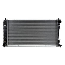 Load image into Gallery viewer, DNA Radiator Lincoln Navigator 4.2L V6/ 4.6L/ 5.4L V8 A/T (99-01) [DPI 2401] OEM Replacement w/ Aluminum Core Alternate Image