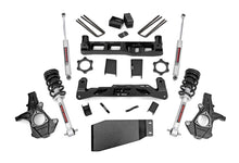 Load image into Gallery viewer, Rough Country Lift Kit Chevy Silverado 1500 4WD (07-13) 5&quot; Lift w/ Shocks Alternate Image