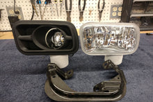 Load image into Gallery viewer, Morimoto Fog Lights Dodge Ram 1500 (2009-2012) XB LED - Black - Default Title Alternate Image