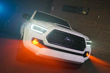 Load image into Gallery viewer, Morimoto Fog Lights Toyota Highlander (2008-2010) XB LED - Black - White or Amber Light - White Light Alternate Image