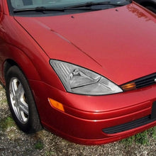 Load image into Gallery viewer, Spec-D OEM Replacement Headlights Ford Focus (00-04) Matte Black or Chrome Housing - Chrome Alternate Image