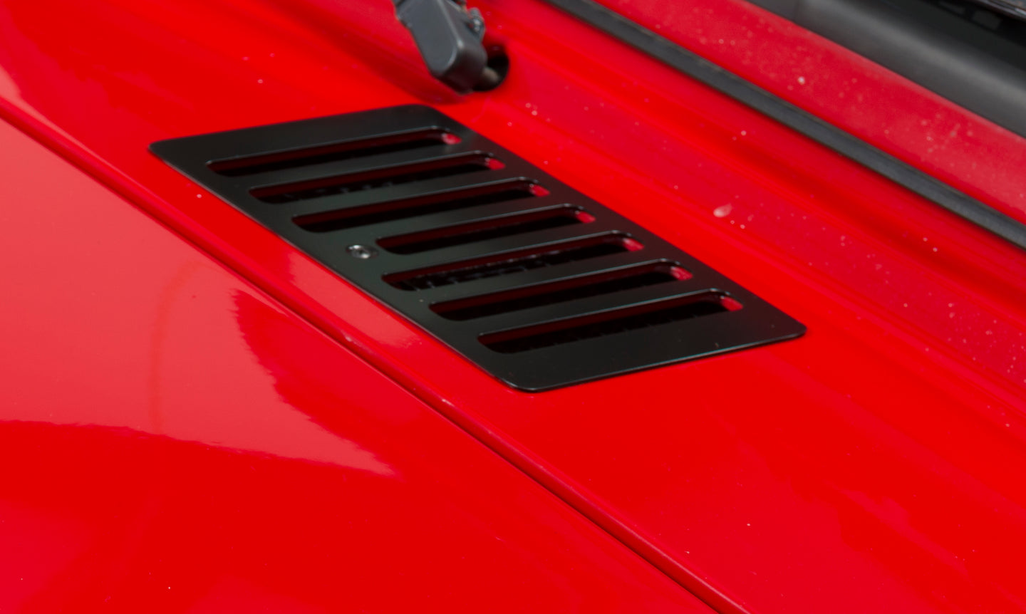 Kentrol Hood Vent Jeep Wrangler TJ (19982006) Polished or Black