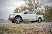 Load image into Gallery viewer, Rough Country Lift Kit Ford F150 2WD/4WD (09-13) 2&quot; Suspension Lift Kits w/ Struts and Shocks Alternate Image