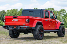 Load image into Gallery viewer, Rough Country 2.5&quot; Leveling Kit Jeep Gladiator JT 4WD (20-22) w/ or w/o Shocks Alternate Image