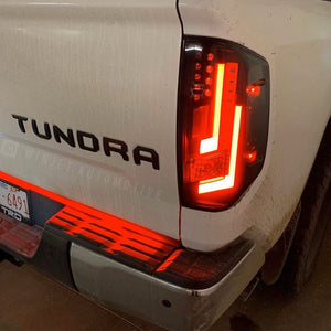 214.62 Winjet LED Tail Lights Toyota Tundra (2014-2020) Gloss Black / Red / Smoke - Redline360