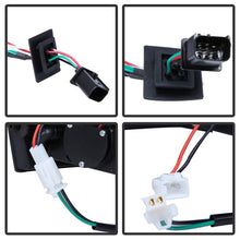 Load image into Gallery viewer, Xtune LED Tail Lights Chrysler 300 (2005-2007) Black Housing / Clear Lens Alternate Image