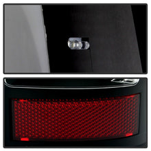 Load image into Gallery viewer, Xtune LED Tail Lights GMC Sierra 1500/2500/3500 (99-06) Classic (2007) [w/ LED Light Bar] Black or Chrome Housing - Chrome - Red Clear Alternate Image