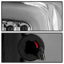 Load image into Gallery viewer, Xtune LED Tail Lights GMC Sierra (2015-2019) Black or Chrome Housing - Black Clear Alternate Image