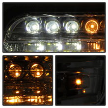 Load image into Gallery viewer, Xtune Headlights Chevy Silverado (99-02) [w/ LED Bumper Lights] Chrome or Smoke w/ Amber Turn Signal Light Alternate Image