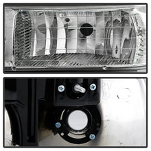 Load image into Gallery viewer, Xtune Headlights Chevy Suburban 1500/2500 (00-06) [w/ LED Bumper Lights] Chrome or Smoke w/ Amber Turn Signal Light - Chrome Alternate Image