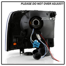 Load image into Gallery viewer, Xtune Headlights Ford F250/F350 Super Duty (99-04) [w/ LED DRL] Black or Chrome w/ Amber Corner Lights - Black Alternate Image