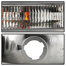 Load image into Gallery viewer, Xtune Headlights GMC Sierra (1999-2006) Chrome w/ Amber Bumper Lights Alternate Image