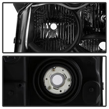 Load image into Gallery viewer, Xtune Crystal Headlights Jeep Grand Cherokee (05-07) Black or Chrome w/ Amber Corner Lights Alternate Image