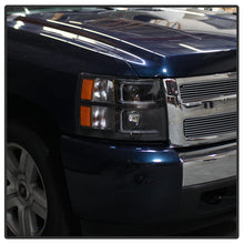 Load image into Gallery viewer, Xtune Projector Headlights Chevy Silverado (07-13) [w/ Light Tube Style] Black - Default Title Alternate Image