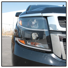 Load image into Gallery viewer, Xtune Projector Headlights Chevy Tahoe (15-18) [Light Bar DRL - Halogen Model] Black w/ Amber Turn Signal - Black Alternate Image