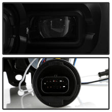 Load image into Gallery viewer, Xtune Full LED Projector Headlights Dodge Ram 1500 (19-20) Black Housing with LED DRL and Sequential Turn Signal Alternate Image
