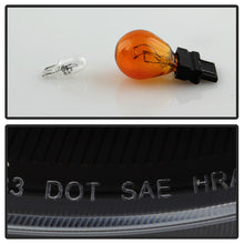 Load image into Gallery viewer, Xtune Projector Headlights Jeep Grand Cherokee (08-10) [OEM Style - Halogen Model] Black or Chrome w/ Amber Turn Signal Light - Black Alternate Image