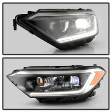 Load image into Gallery viewer, Xtune Projector Headlights VW Jetta (19-21) [Full LED w/ LED DRL] Black w/ Amber Turn Signal Light Alternate Image