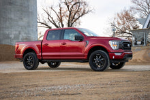Load image into Gallery viewer, Rough Country Lift Kit Ford F150 2WD/4WD (21-22) 2" Suspension Lift Kits Alternate Image