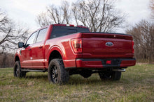 Load image into Gallery viewer, Rough Country Lift Kit Ford F150 4WD (21-22) 3&quot; Suspension Lift Kits w/ Struts &amp; Shocks Alternate Image