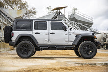 Load image into Gallery viewer, Rough Country Body Lift Jeep Wrangler JL 4WD (18-22) 1.25&quot; Body Lift Kit Alternate Image