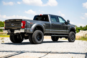 Rough Country Lift Kit Ford F350 Super Duty 4WD (17-22) 4.5" Suspension Lift Kits w/ Shocks