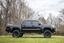 Load image into Gallery viewer, Rough Country Lift Kit Toyota Tacoma 2WD/4WD (2016-2022) 6&quot; Lift Kit Alternate Image