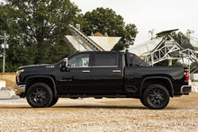 Load image into Gallery viewer, Rough Country Leveling Kit GMC Sierra 4WD (20-22) [1.5&quot; - 2&quot;] w/ or w/o Shocks Alternate Image