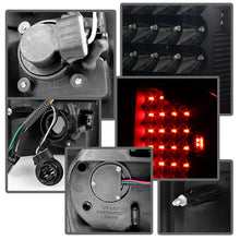 Load image into Gallery viewer, Xtune LED Tail Lights Ram 1500 (02-06) Ram 2500/3500 (03-06) [Chrome or Black Housing] w/ or w/o 3rd Brake Lamps - Black Clear Alternate Image
