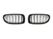 Load image into Gallery viewer, Autotecknic Replacement Grill BMW M5 F10 (2013) - Single or Dual Slats - Dual-Slats / Carbon Fiber Alternate Image