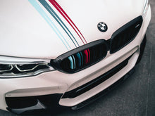 Load image into Gallery viewer, Autotecknic Center Front Lip BMW M5 F90 Pre-LCI (18-20) Dry Carbon Competition - No / No / No Alternate Image