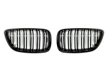 Load image into Gallery viewer, Autotecknic Grill BMW 2 Series F22 (2014-2016) Stealth Black / Glazing Black / Carbon Fiber Alternate Image