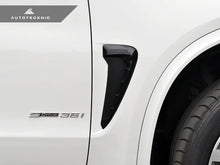 Load image into Gallery viewer, Autotecknic Fender Trim Set BMW X5 F15 (14-18) Glazing Black / Stealth Black / Carbon Fiber - Glazing Black / w/ BMW Emblems Alternate Image