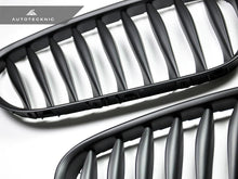 Load image into Gallery viewer, Autotecknic Front Grill BMW Z4 / Z4M E85 (2003-2005) Glazing Black / Stealth Black / Carbon Fiber Alternate Image